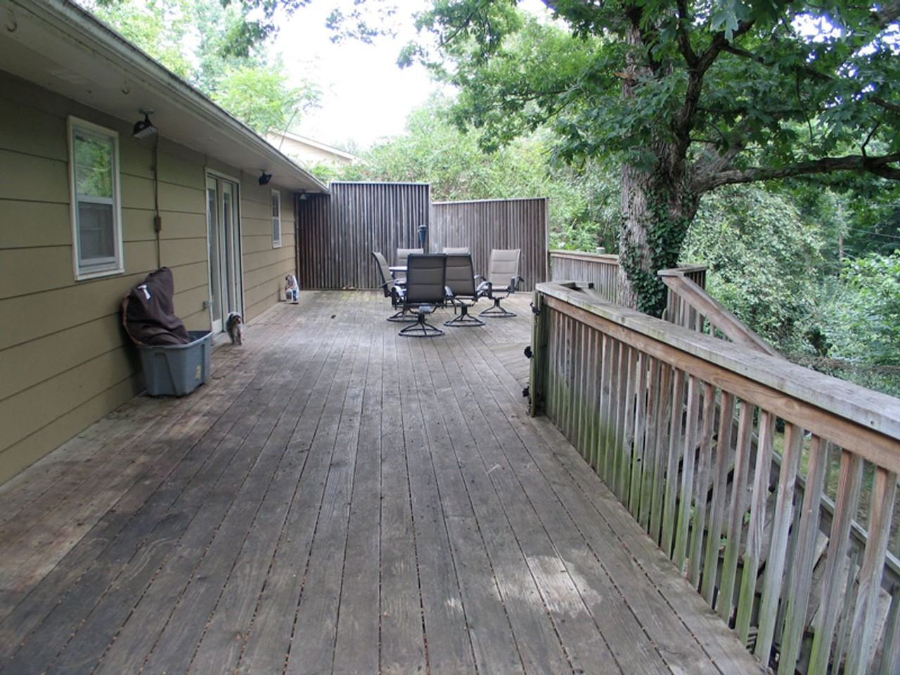 3006 Lynnwood Dr - Photo 3 of 43