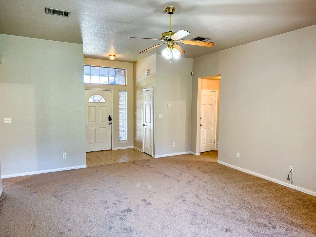 4506 Mildred Ave - Photo 2 of 16