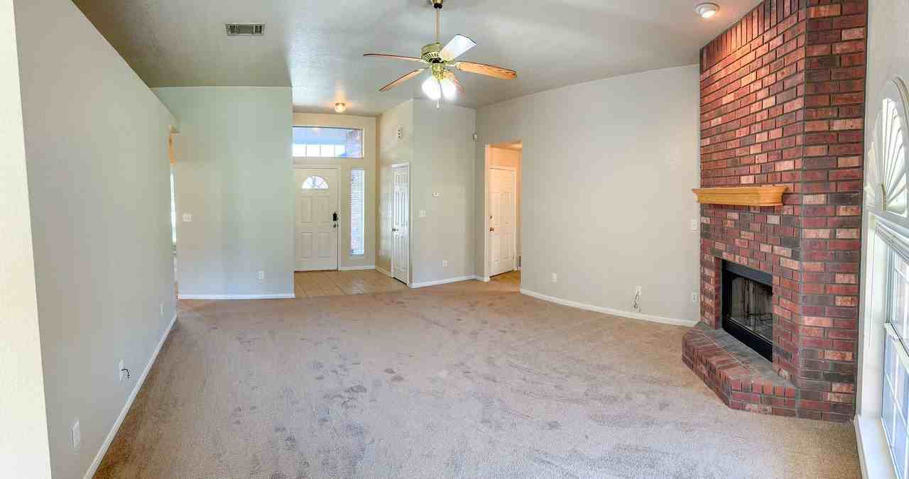 4506 Mildred Ave - Photo 3 of 16
