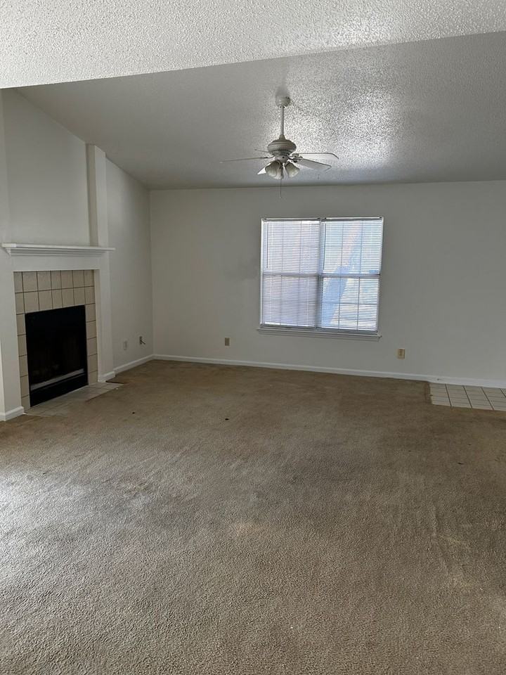 33 Country Walk Dr - Photo 2 of 25