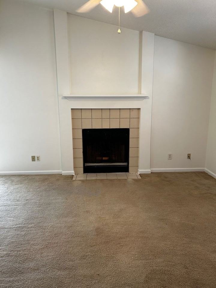 33 Country Walk Dr - Photo 3 of 25