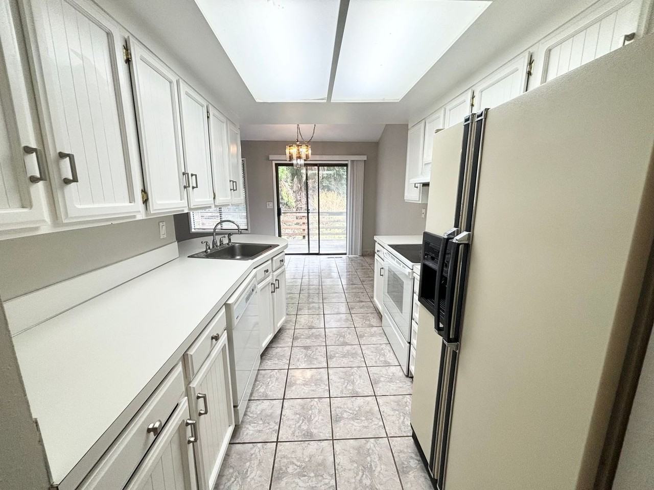 10004 Sw Quail Post Rd - Photo 3 of 24