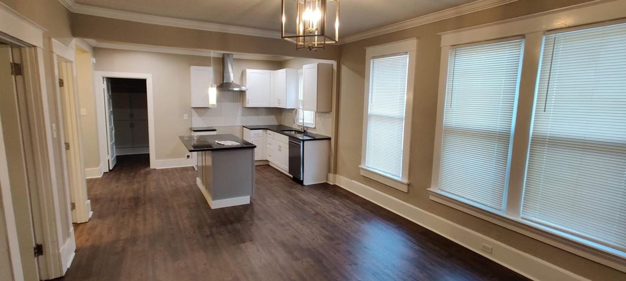1029 Bruce St - Photo 6 of 15