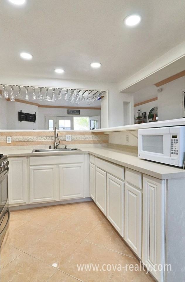 3251 Kelp Ln - Photo 2 of 12