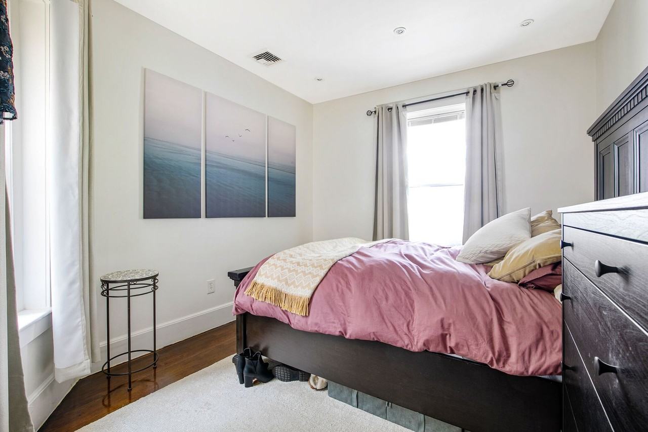 40 Cameron St - Photo 5 of 16