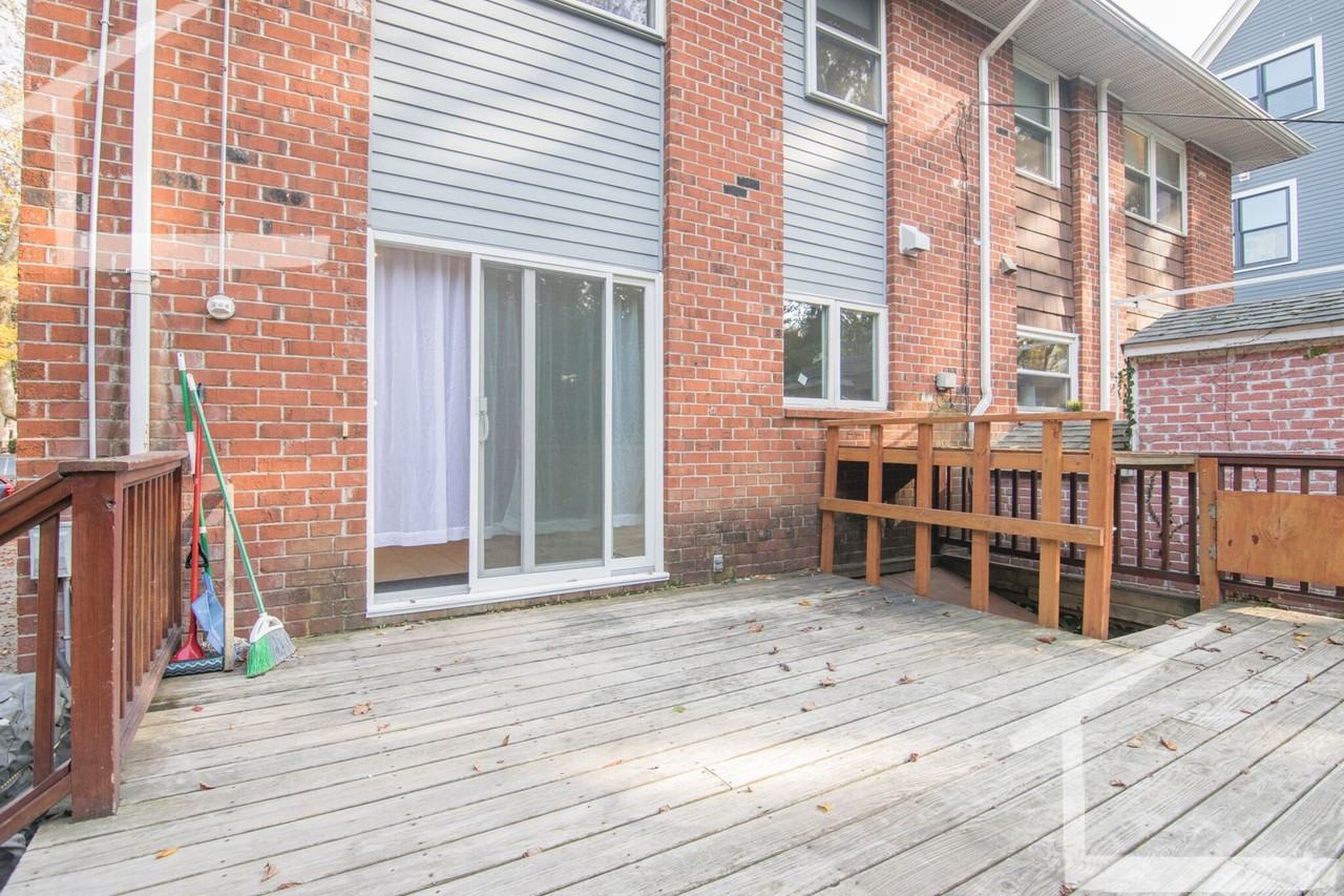 148 Thorndike St - Photo 6 of 17