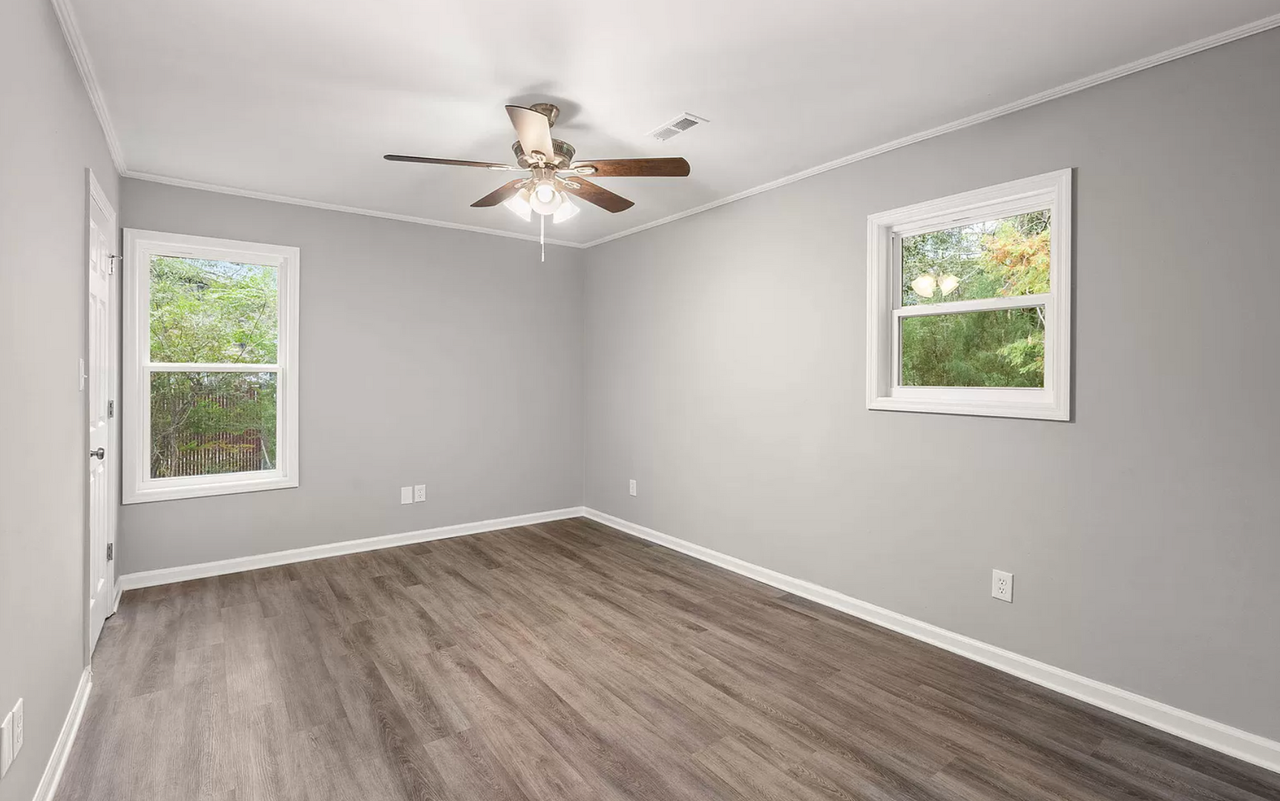 426 Longleaf Dr - Photo 7 of 21