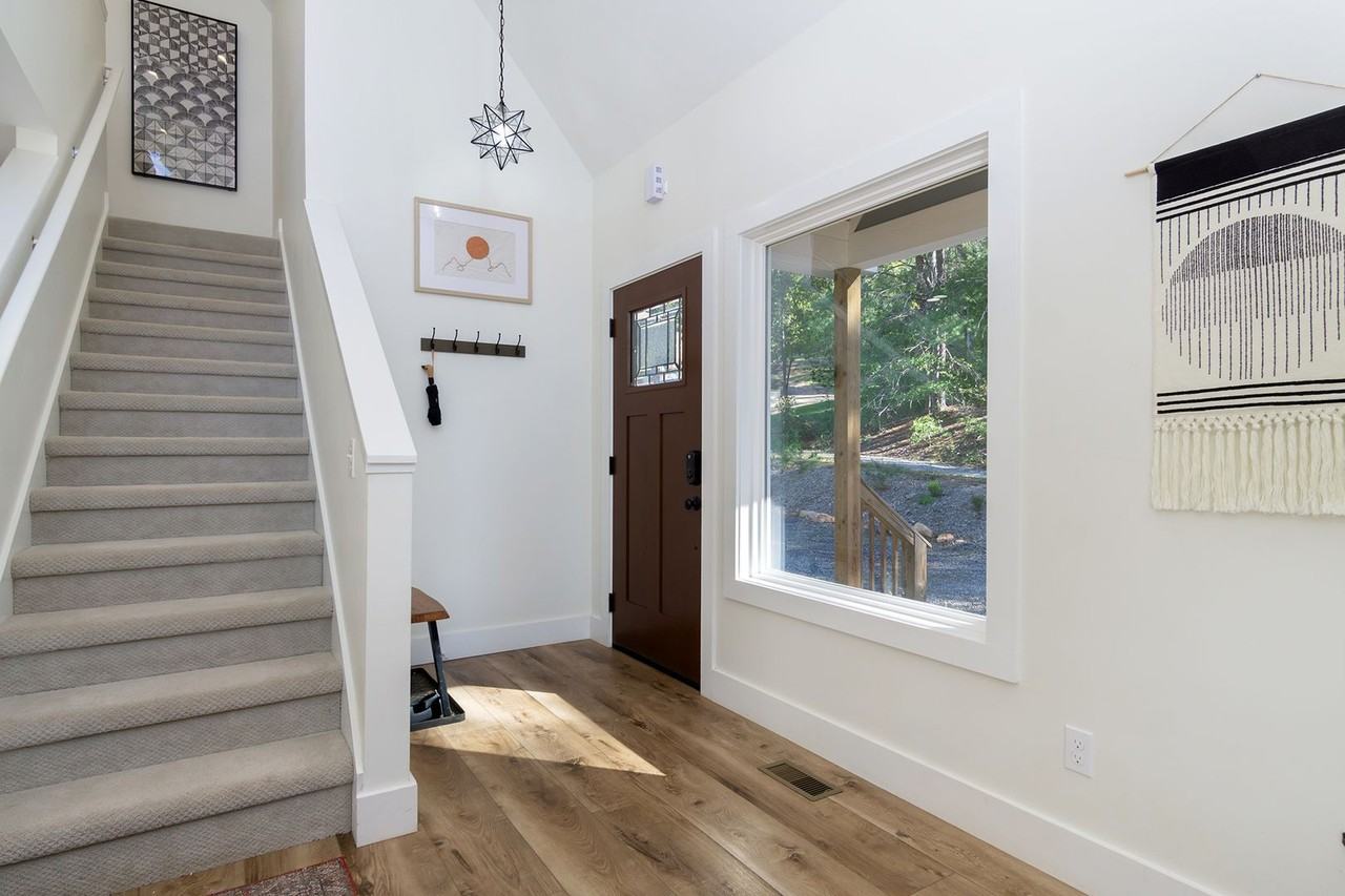 27 M L Reagan Dr - Photo 2 of 43