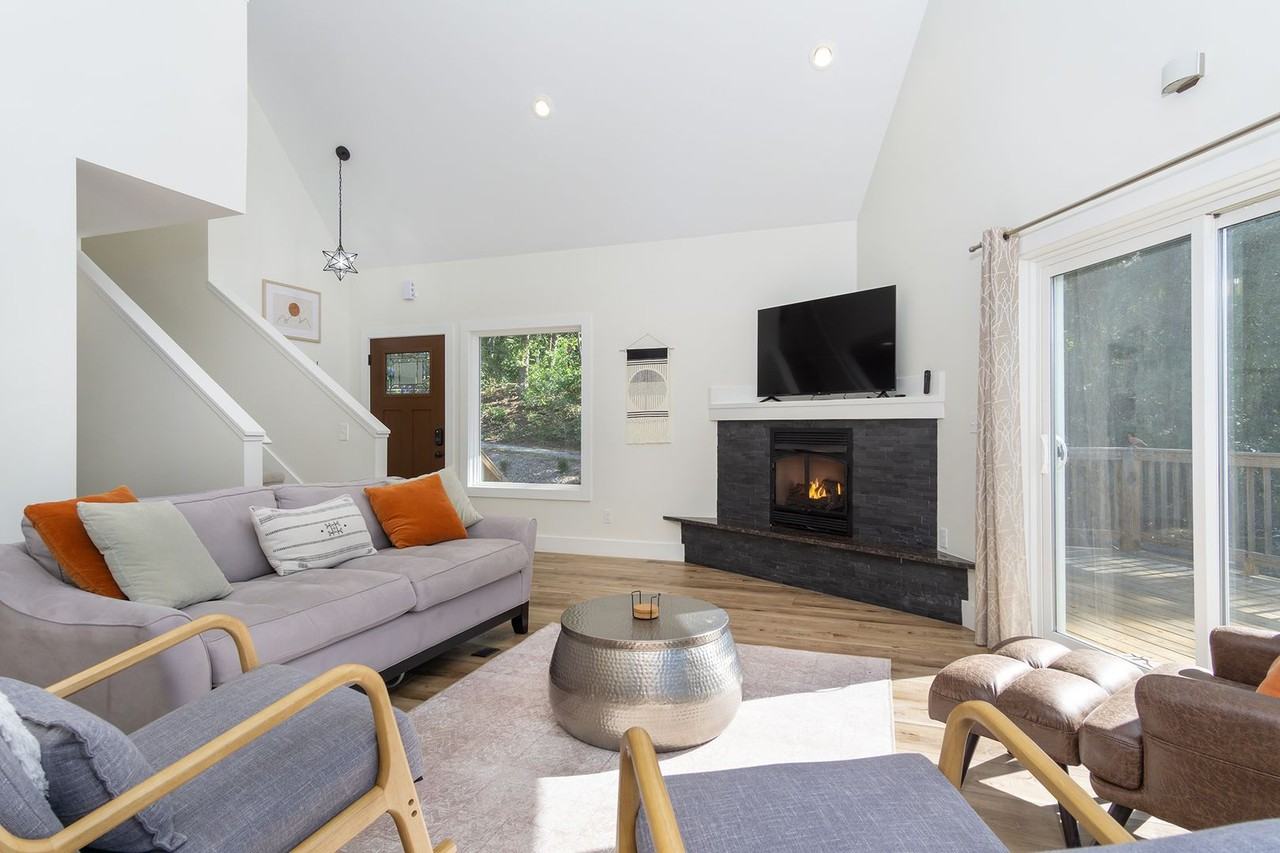 27 M L Reagan Dr - Photo 6 of 43