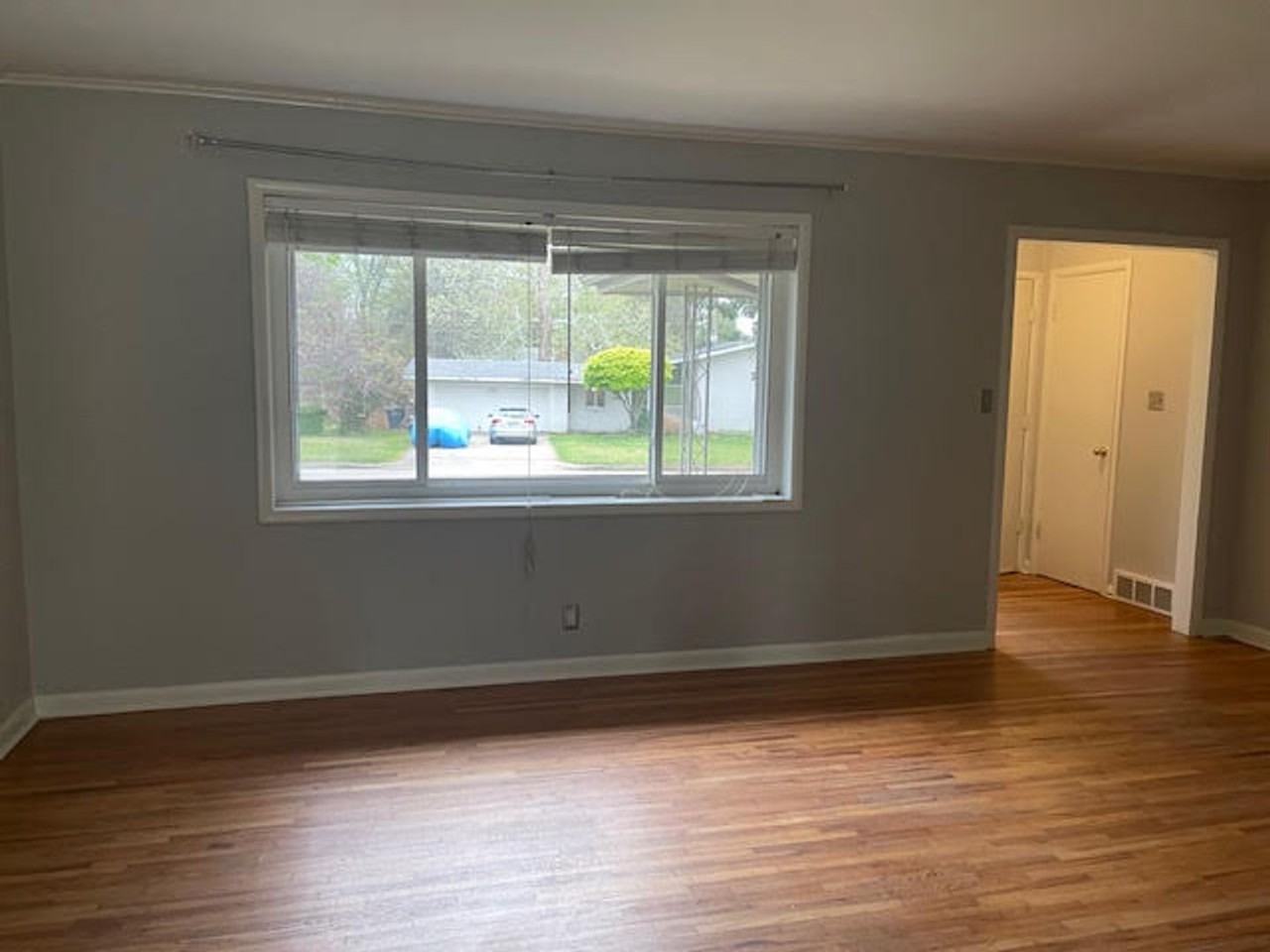 3562 S Urbana Ave - Photo 3 of 18