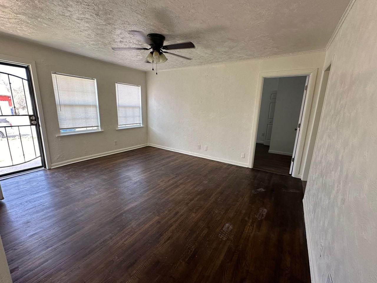 4657 N Boston Ave - Photo 2 of 11