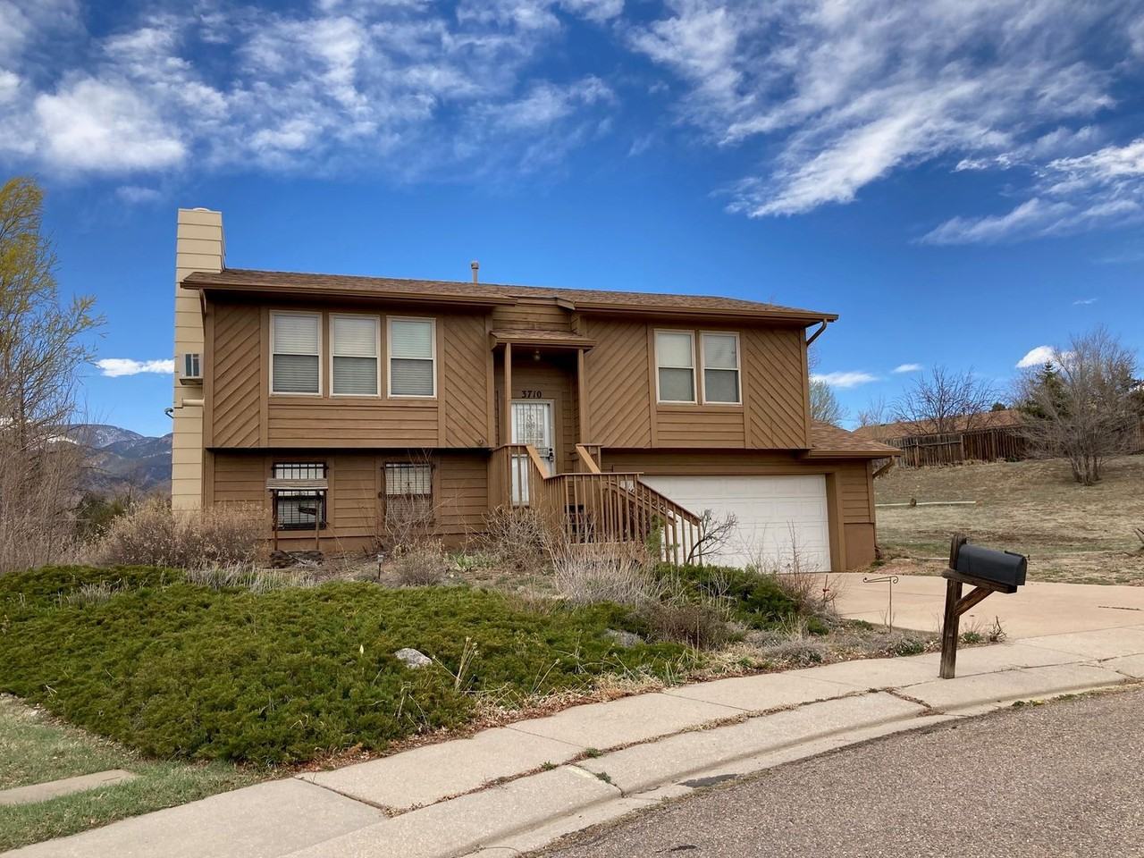 3710 Trailrock Pl - Photo 2 of 19