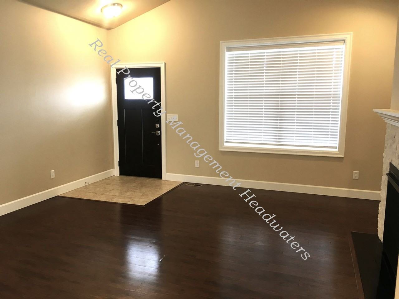 2871 Alexis Ave - Photo 5 of 32