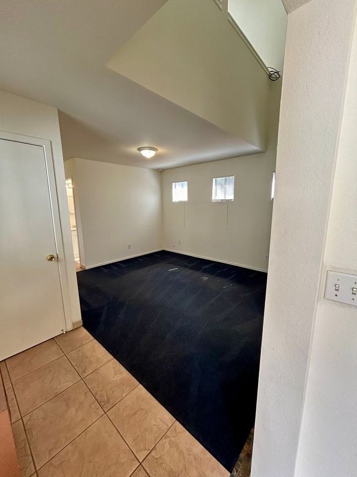 1714 Chestnut St - Photo 3 of 15