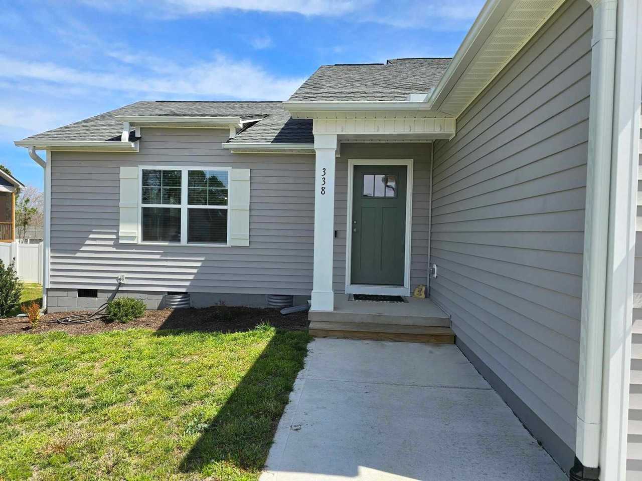 338 Placid Pond Dr - Photo 3 of 32