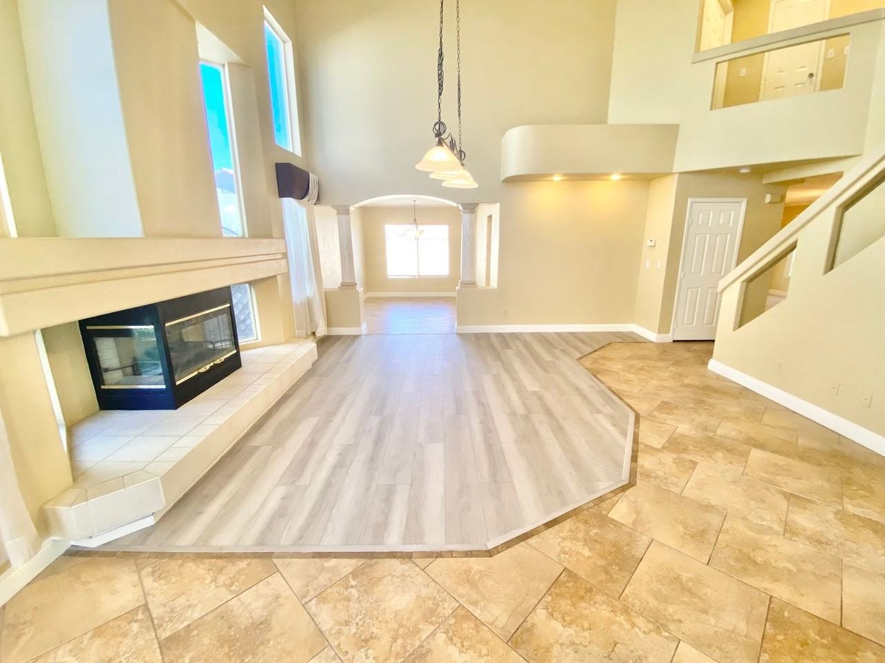 8482 Canvas Vest Ct - Photo 4 of 47