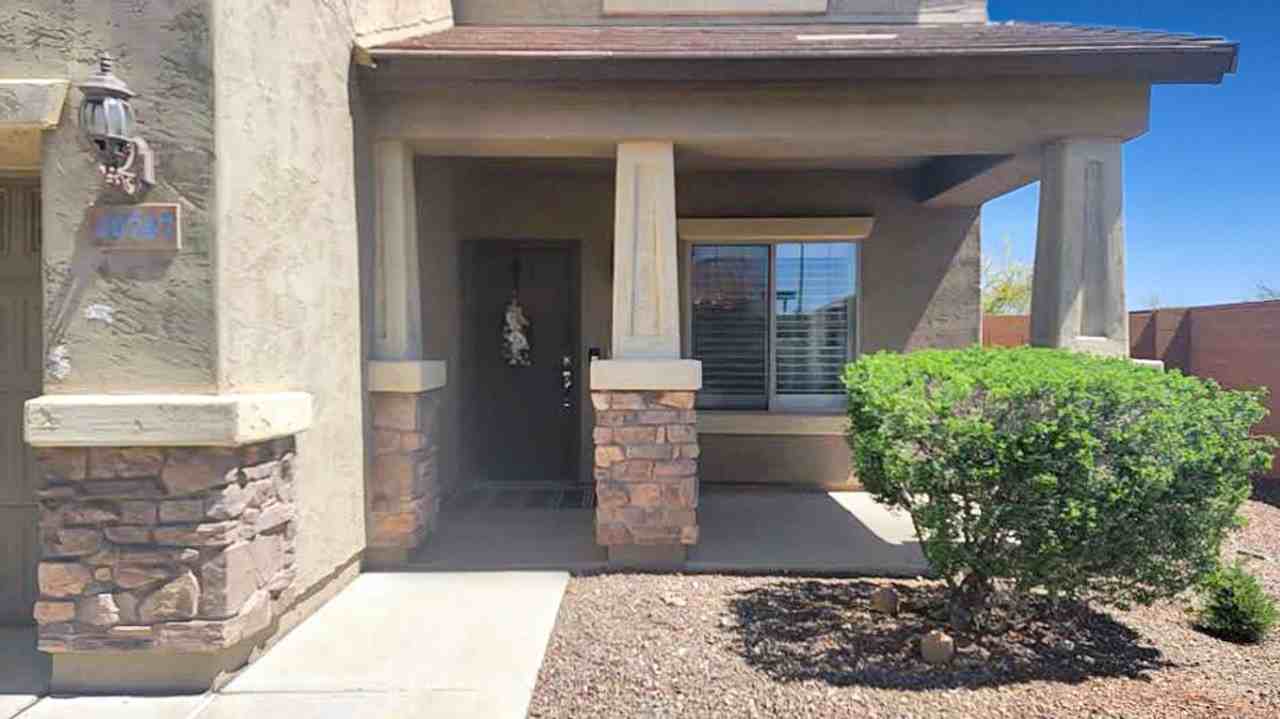 20747 N 259th Dr - Photo 3 of 38