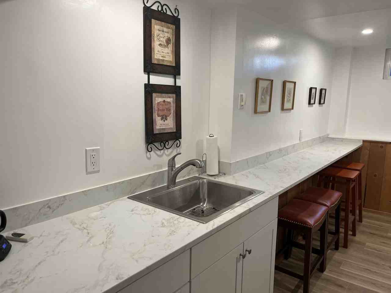 276 Beryl Way - Photo 6 of 14