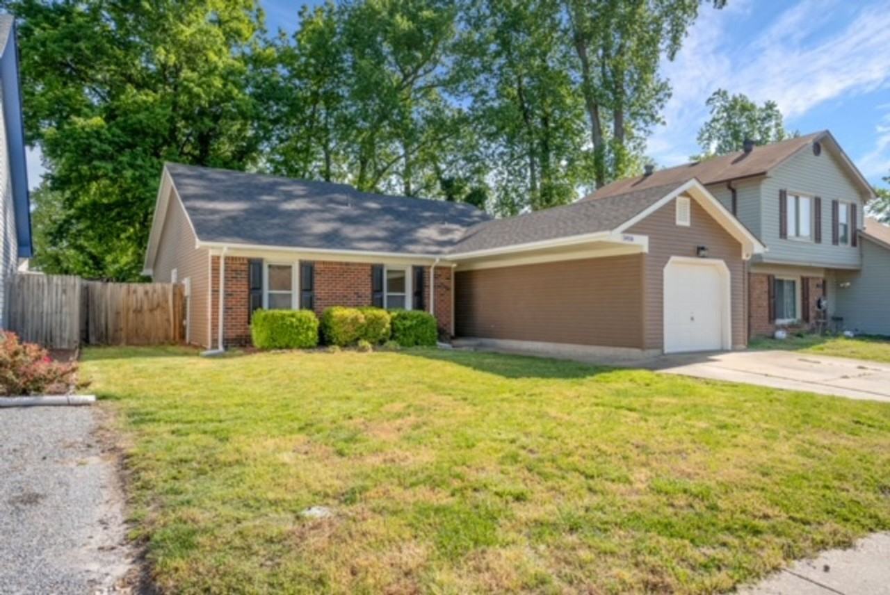 5416 Heatherton Ct - Photo 3 of 22