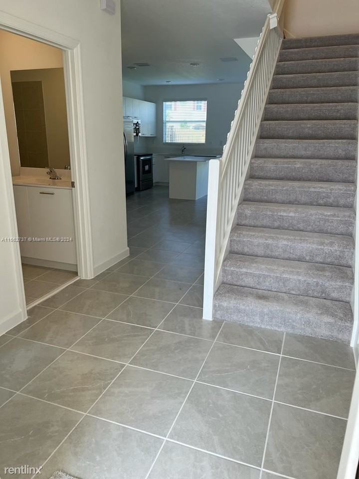 12235 Nw 23rd Path - Photo 3 of 31