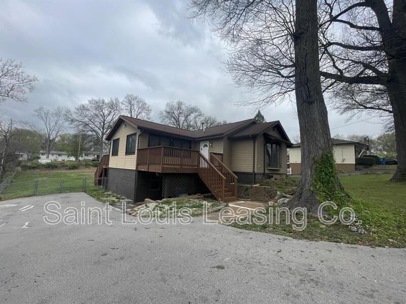 3723 Connor Ave - Photo 3 of 31