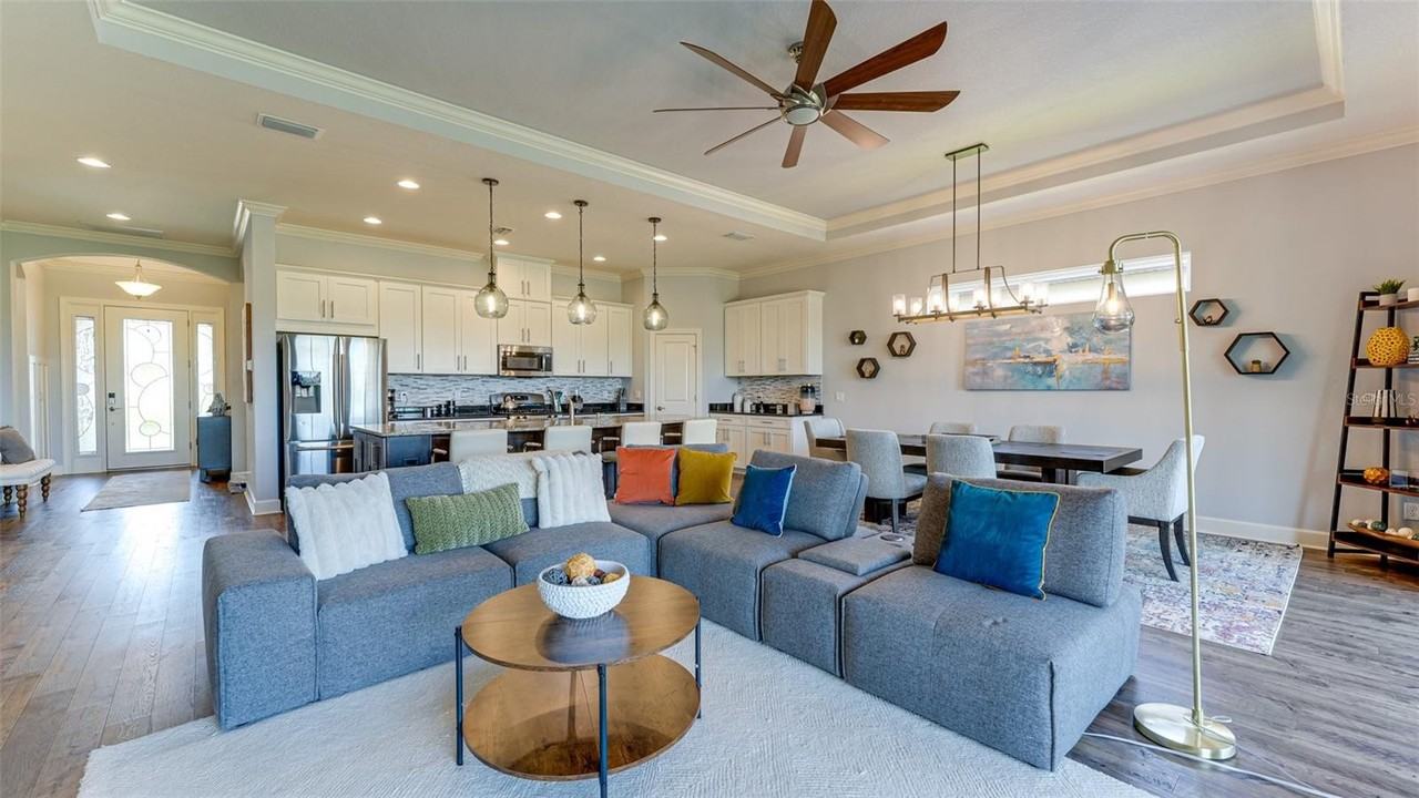 4511 Terraza Court - Photo 5 of 50