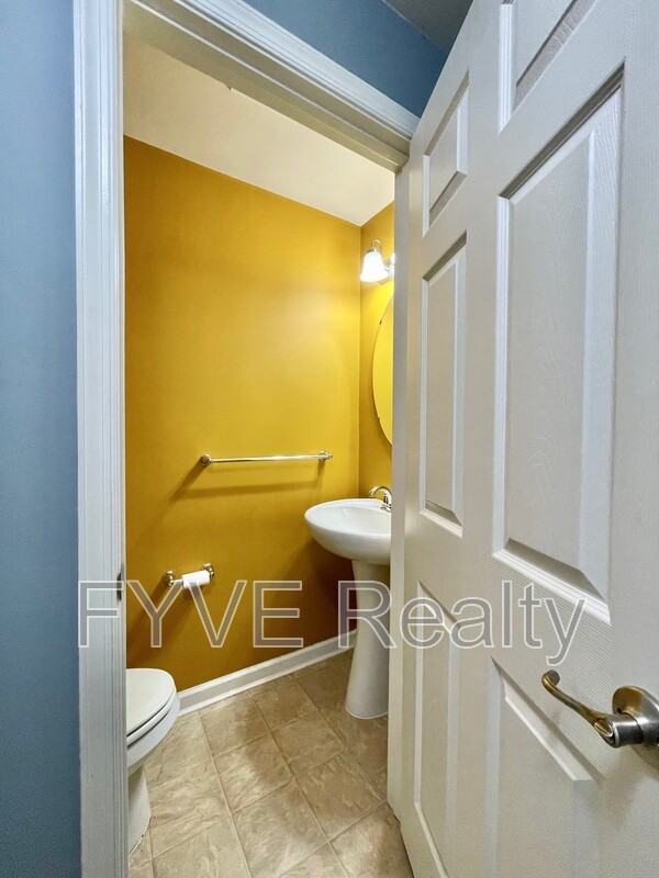 723 Olive Wood Ln - Photo 2 of 22
