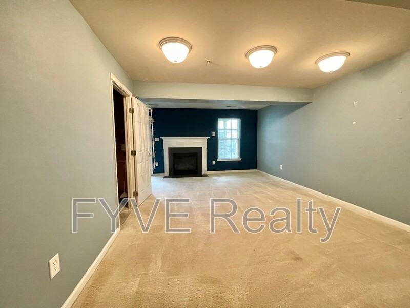 723 Olive Wood Ln - Photo 3 of 22