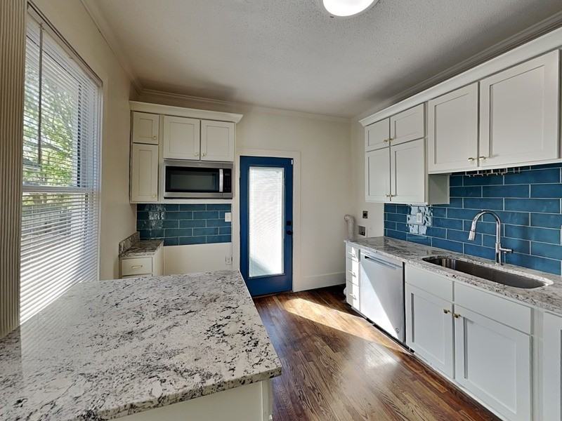 815 N Watkins St - Photo 6 of 17