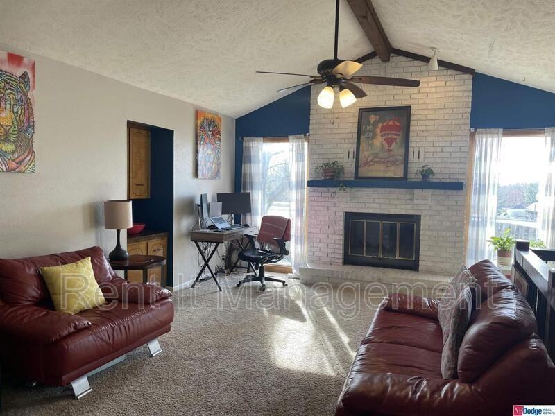 346 Ncircle - Photo 6 of 38