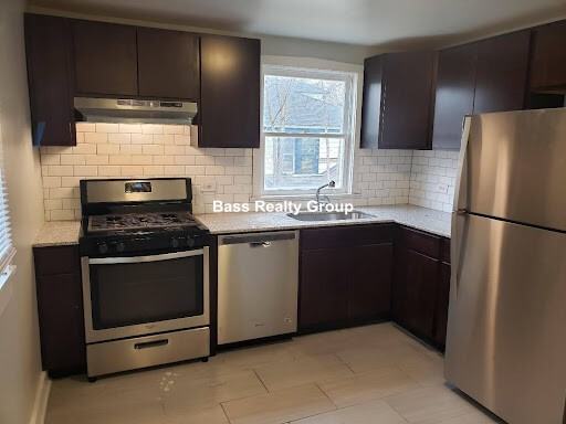 1716 Brown Ave - Photo 2 of 8