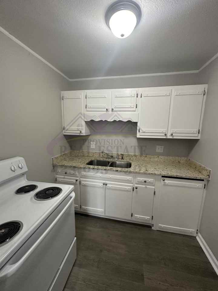 721 20th St Se - Photo 4 of 7