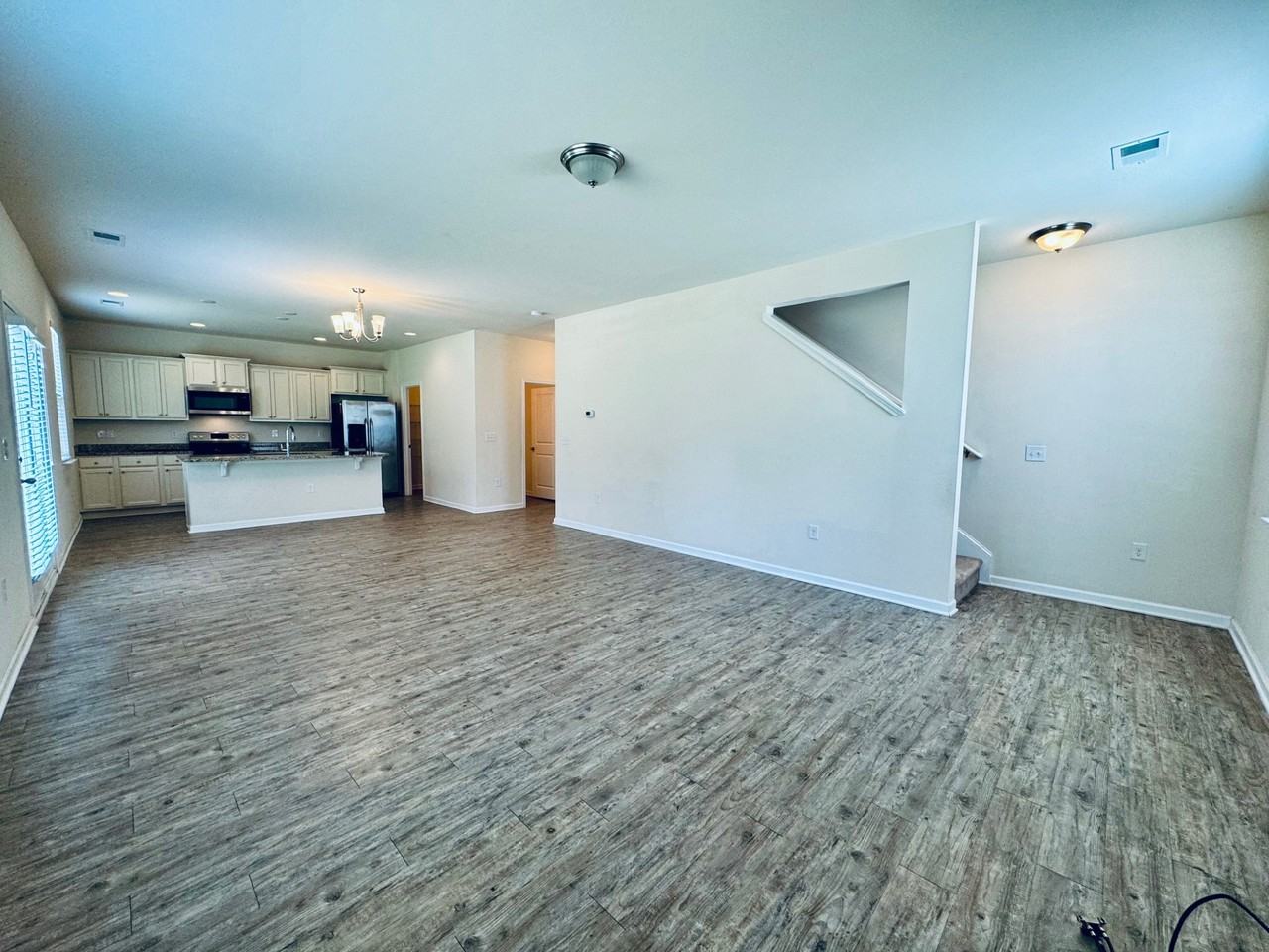 137 Mountain Ash Ln - Photo 7 of 21