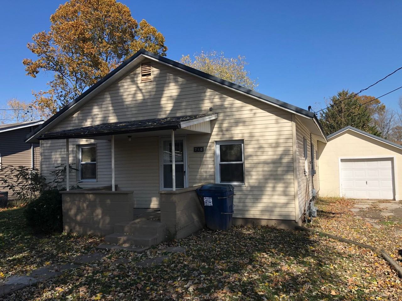 710 Forrest St - Photo 2 of 12