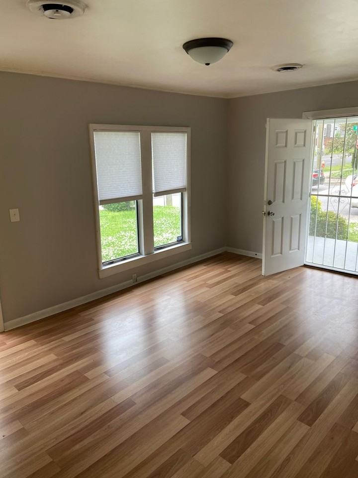924 Wedgewood Ave - Photo 3 of 13
