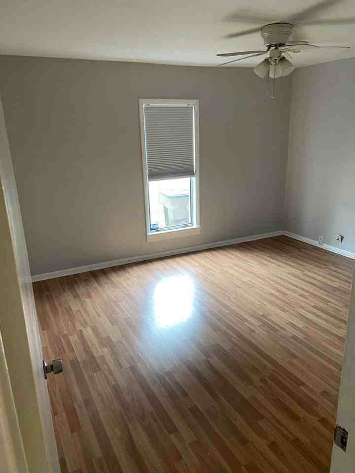 924 Wedgewood Ave - Photo 5 of 13