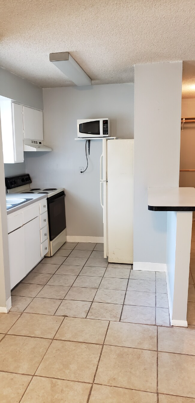 137 Springwood Cir #C - Photo 4 of 7