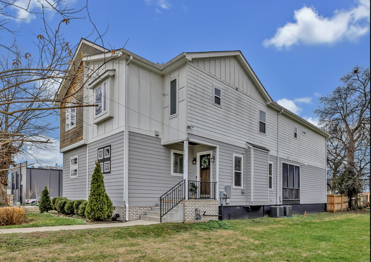 1807 14th Ave N #B - Photo 2 of 26