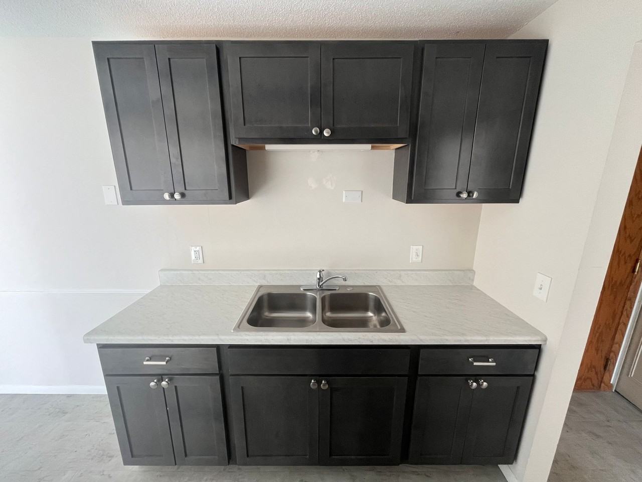 5301 Chicago - Photo 2 of 13