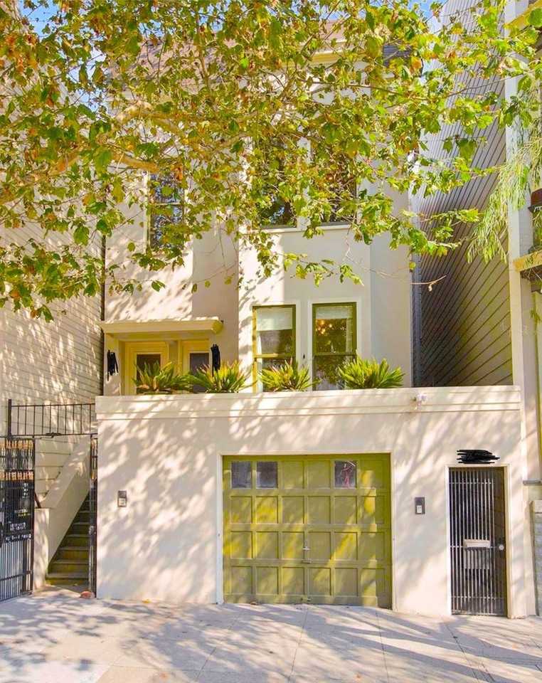 226 Scott Street ## 230