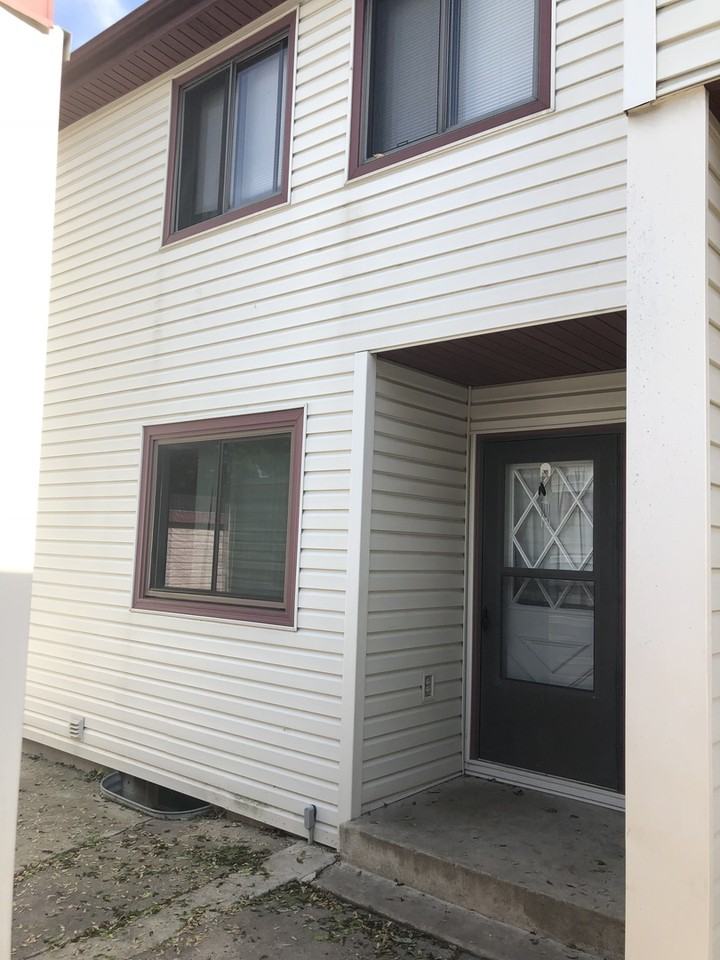 913 40th St Nw - Photo 2 of 16