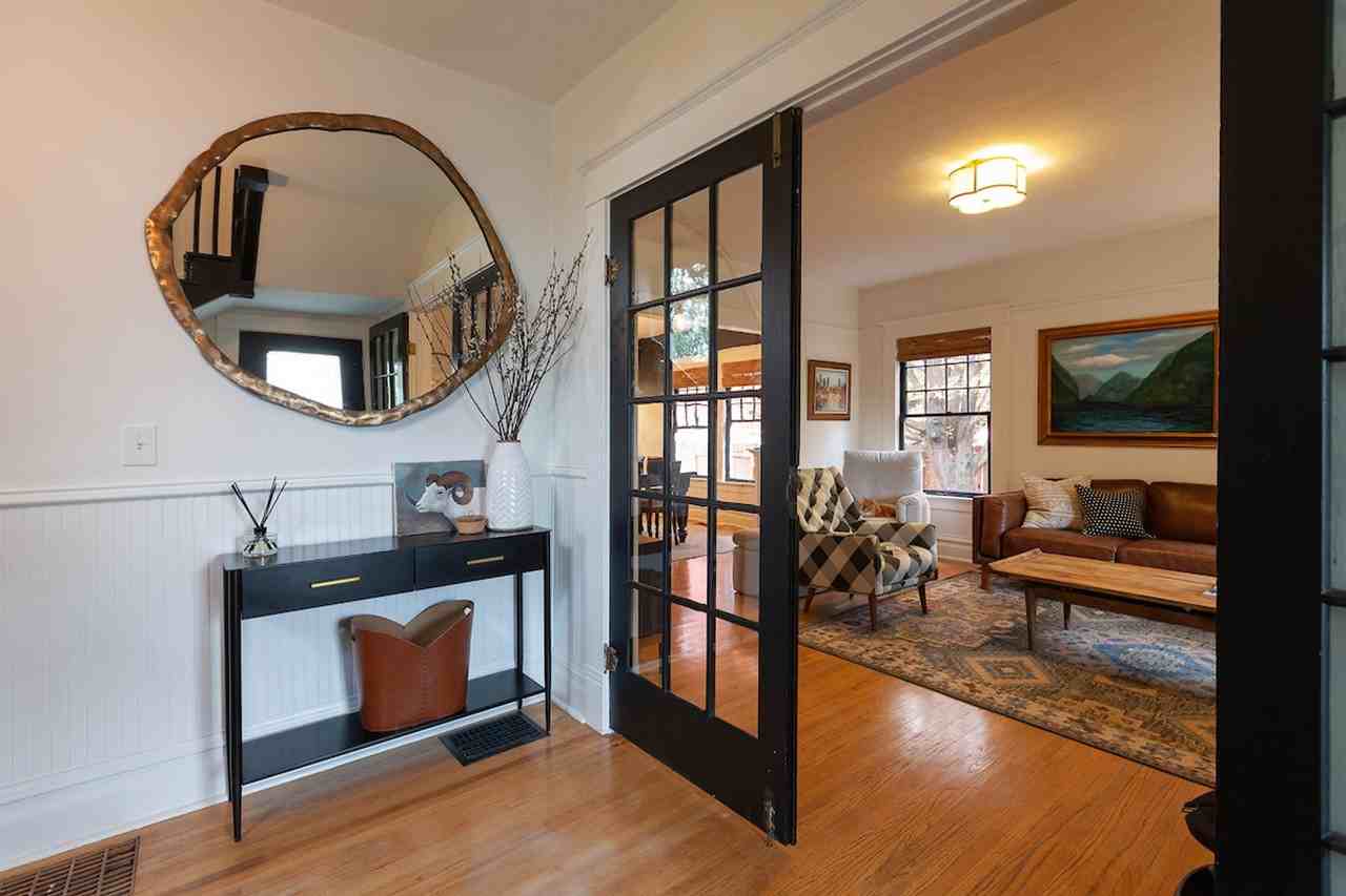 1214 Laughlin St - Photo 2 of 26