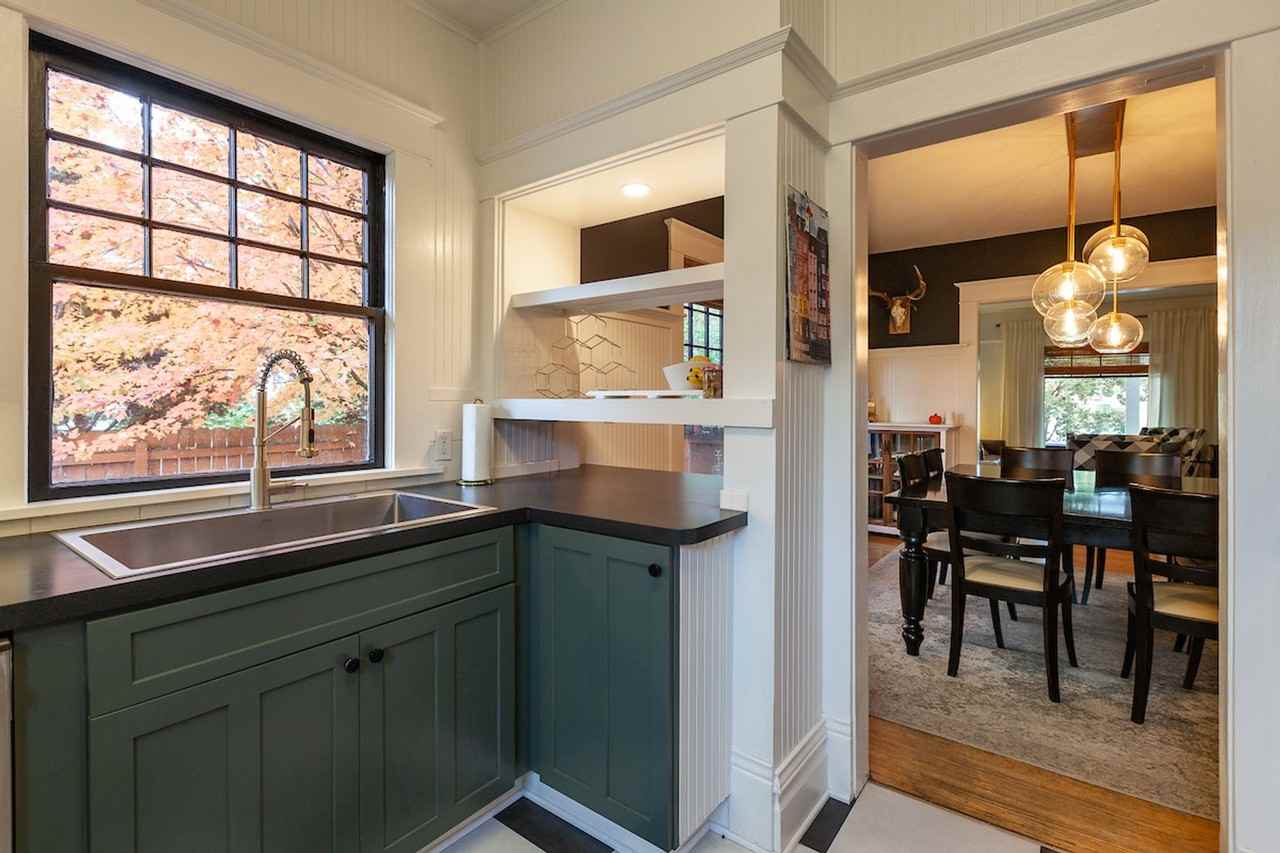 1214 Laughlin St - Photo 6 of 26