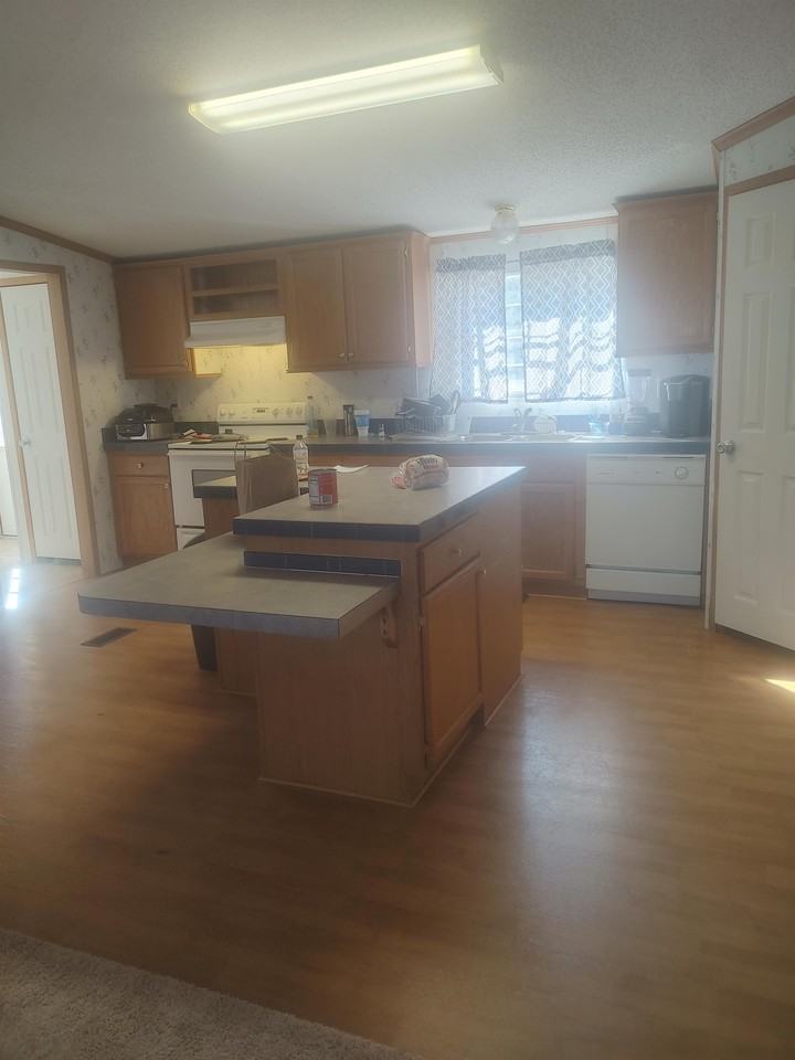 940 Bennock Mill Road - Photo 4 of 10