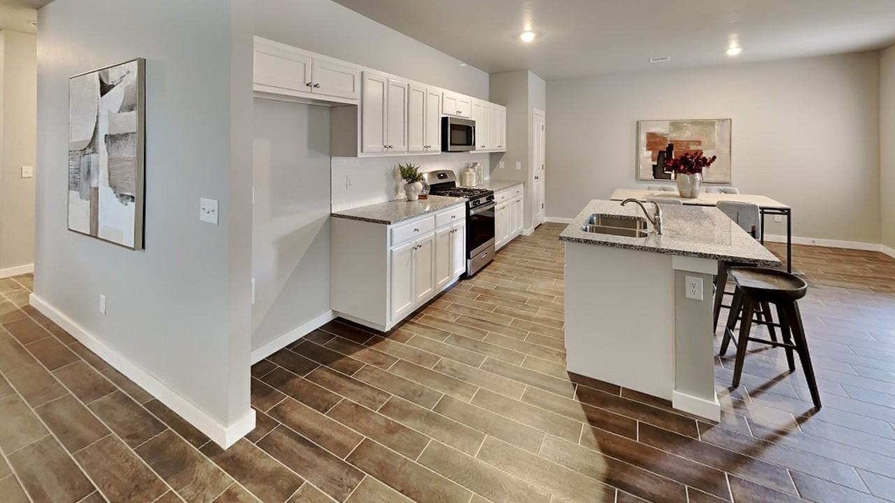 12425 Aldrin Way - Photo 7 of 33