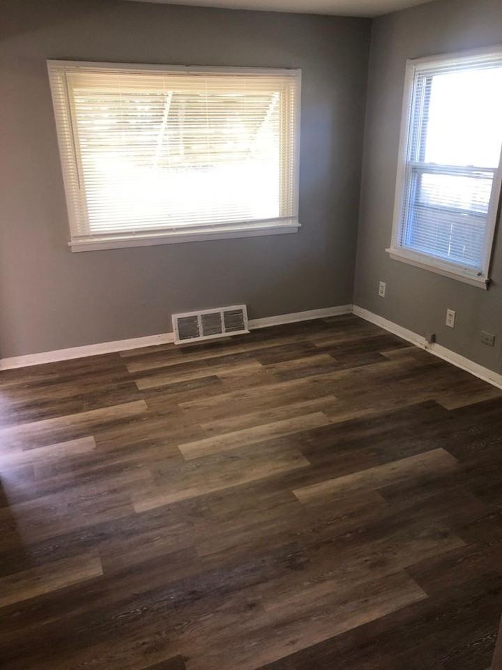4626 N 50th St - Photo 2 of 12
