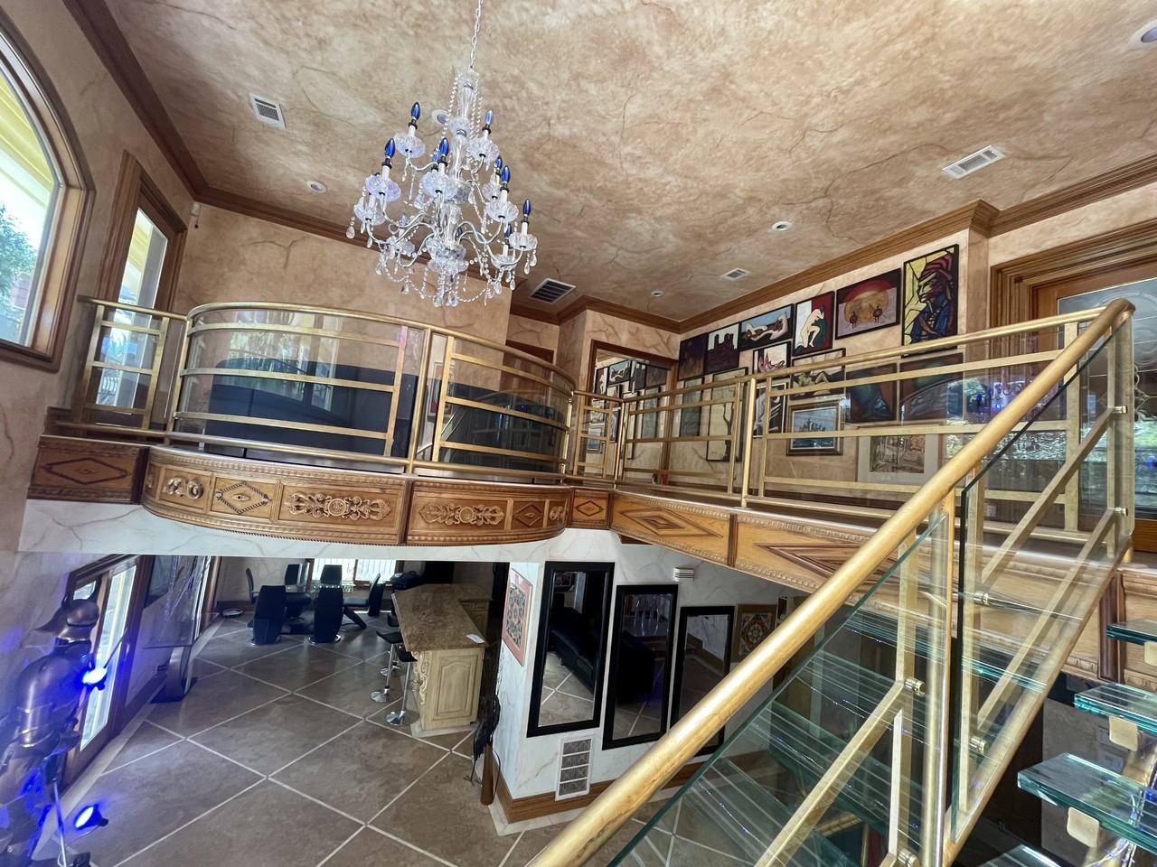 4266 Hillcrest Drive - Photo 4 of 27