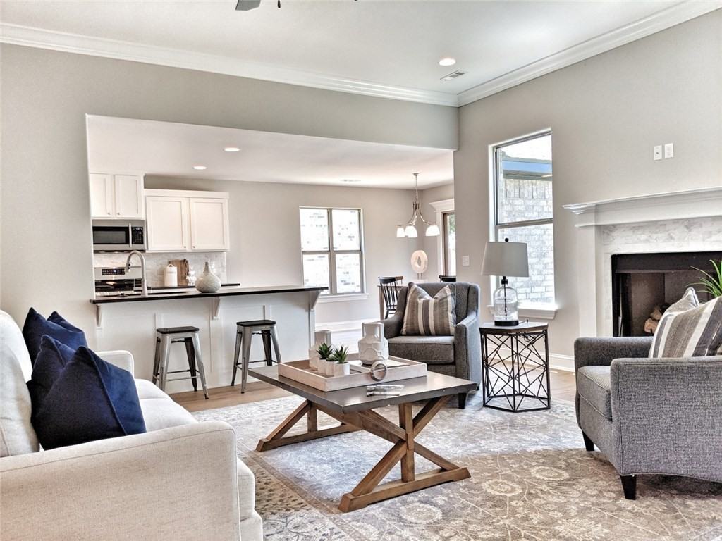 3809 Sw Mistletoe Ave #NA - Photo 2 of 24