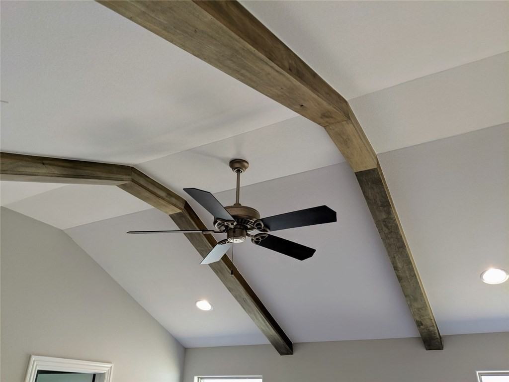 3809 Sw Mistletoe Ave #NA - Photo 4 of 24