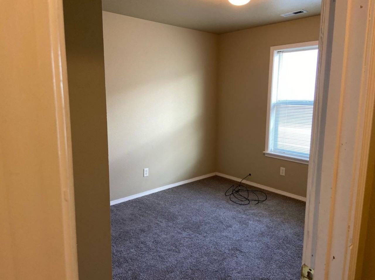 140 Sagebrush Ave #A - Photo 7 of 9